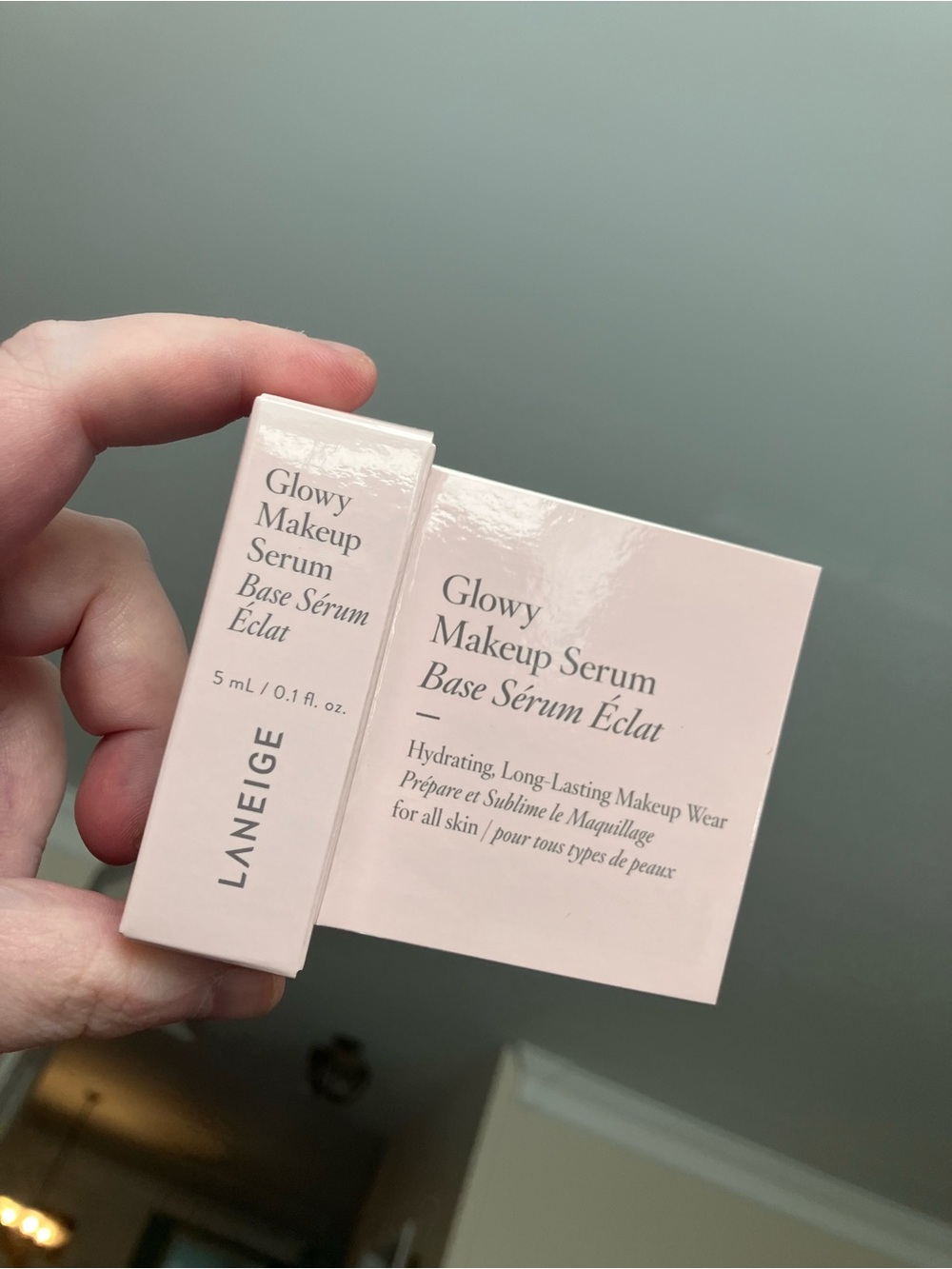 Laneige Glowy Makeup Serum